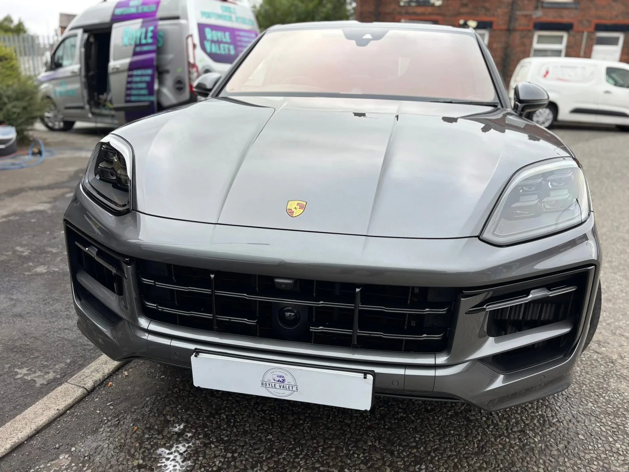 Vehicle detailing and valeting work at Royle Valet’s