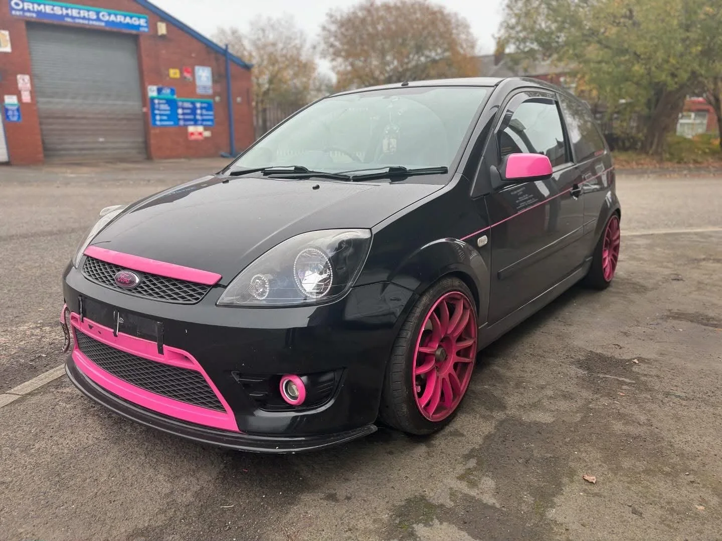 Vehicle detailing and valeting work at Royle Valet’s